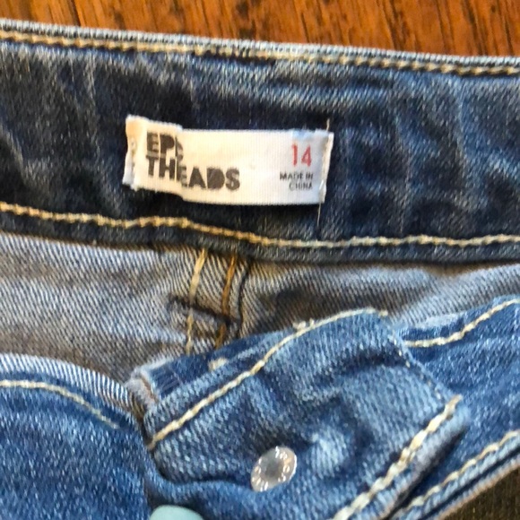 Epic Threads Shorts - Picture 2 of 3